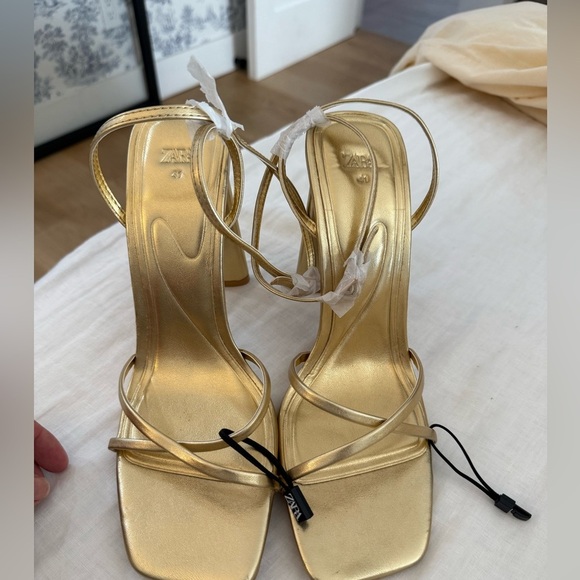 NWOT ZARA Gold Strappy High Heel Sandals - Picture 3 of 7